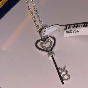 Beautiful REAL DIAMOND Heart XO key pendant charm Nit CZ Not fake! Best gift WOW